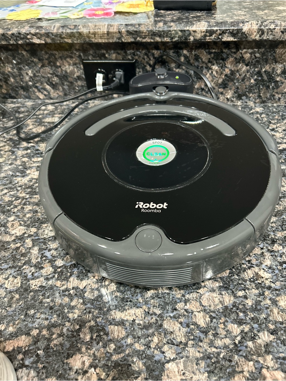 Roomba Robot Vacuum - Black/Grey iRobot Roomba 694 robot vacuum cleaner